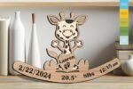 Placa de anúncio de nascimento com girafa em formato SVG - Imagem 2